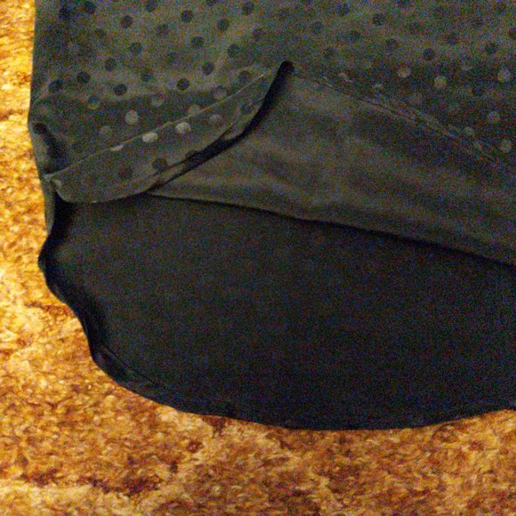 Cassino Black Polka Dot Cap Sleeve Blouse with shoulder pads - Picture 4 of 7